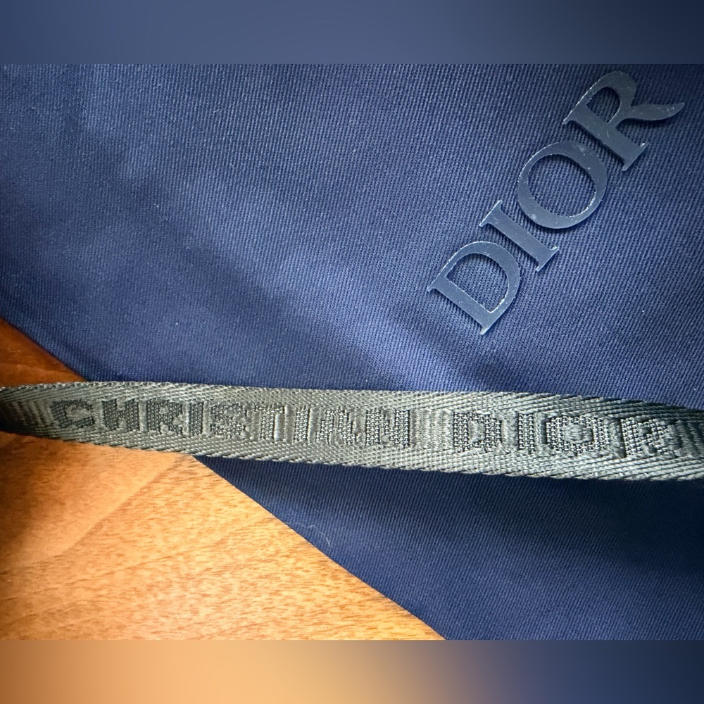 Dior Navy Blue Stainless Water Tumbler/Crossbody Bag With Dust bag Box & Bag GWP - Picture 3 of 16